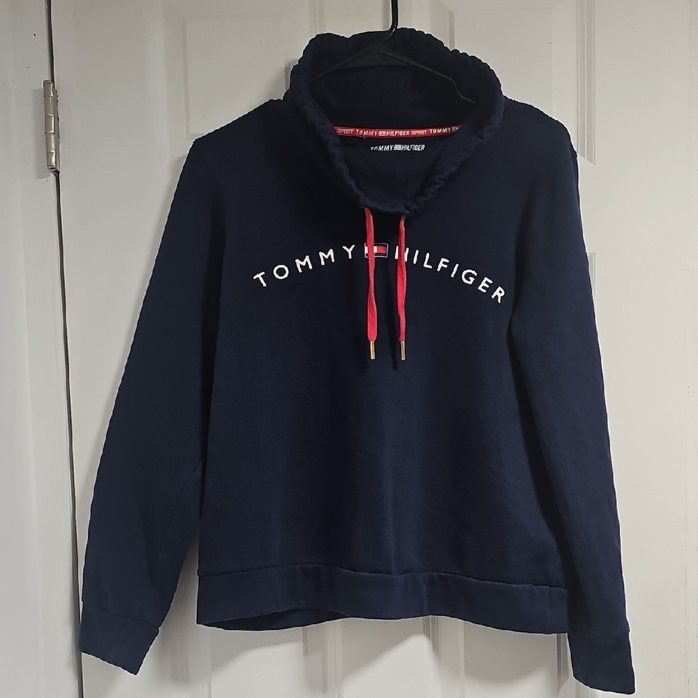 Tommy Hilfiger Dark Blue Sweatshirt with Red Highlights